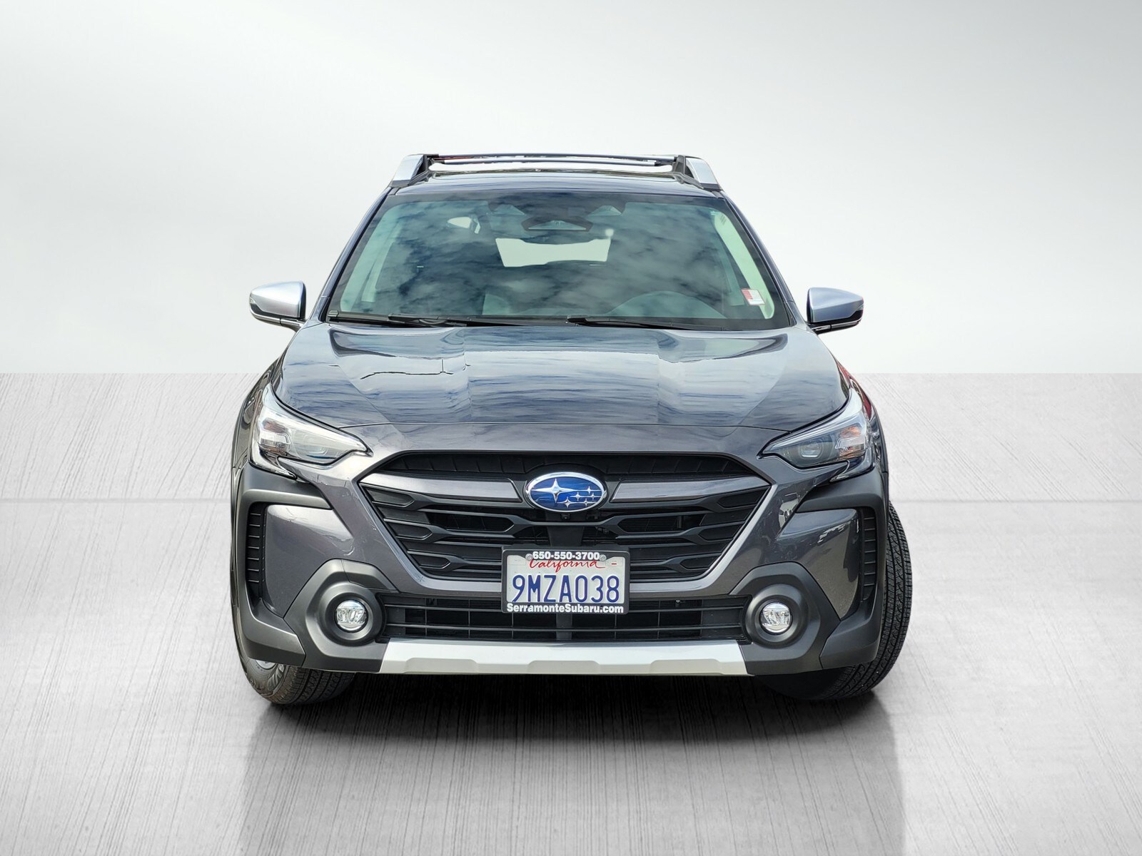2024 Subaru Outback Touring photo 2