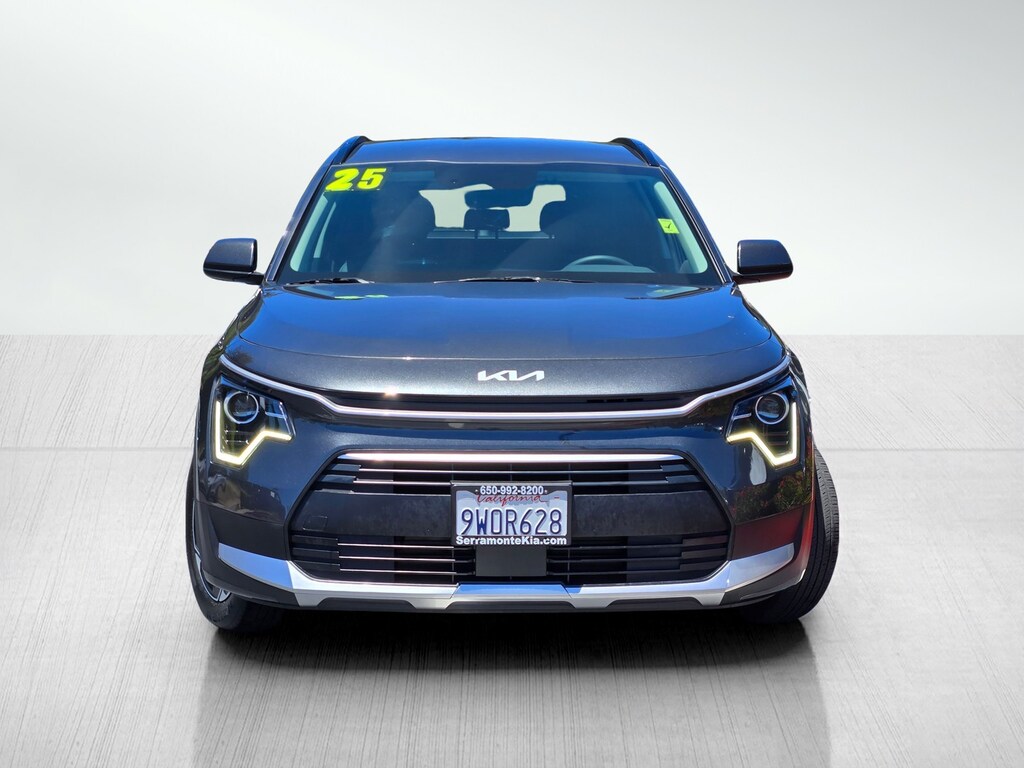 Used 2025 Kia Niro EX SUV