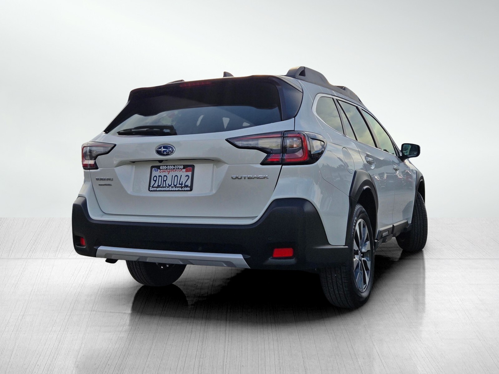 2023 Subaru Outback Limited photo 3