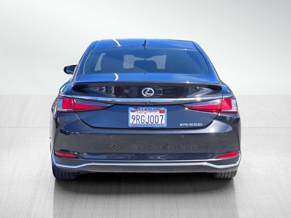 Used 2023 Lexus ES 300h Sedan