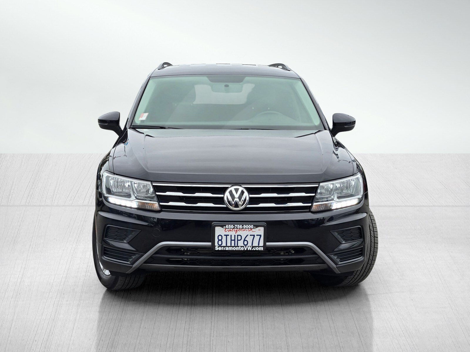 2020 Volkswagen Tiguan S photo 2