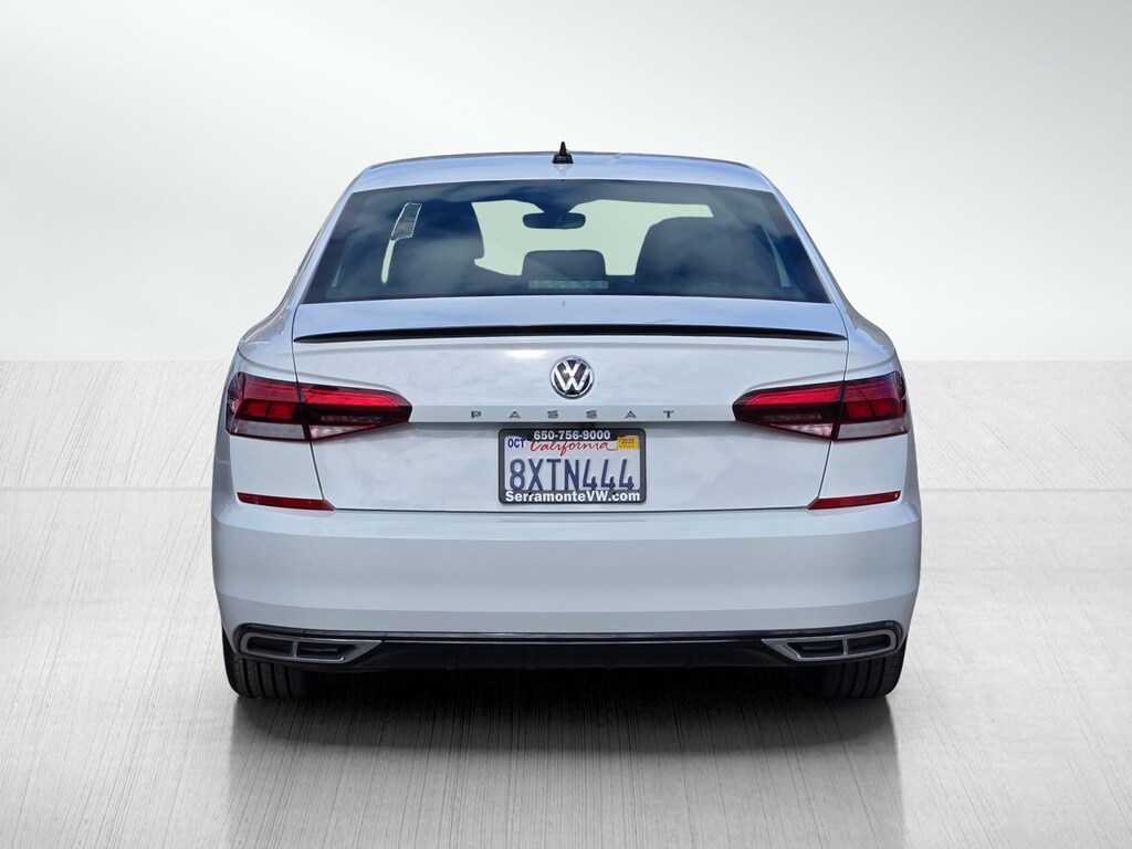 Used 2021 Volkswagen Passat 2.0T R-Line Sedan