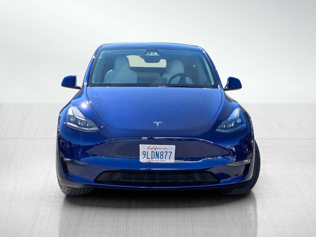 Used 2024 Tesla Model Y Long Range with VIN 7SAYGDEE4RF982952 for sale in Colma, CA
