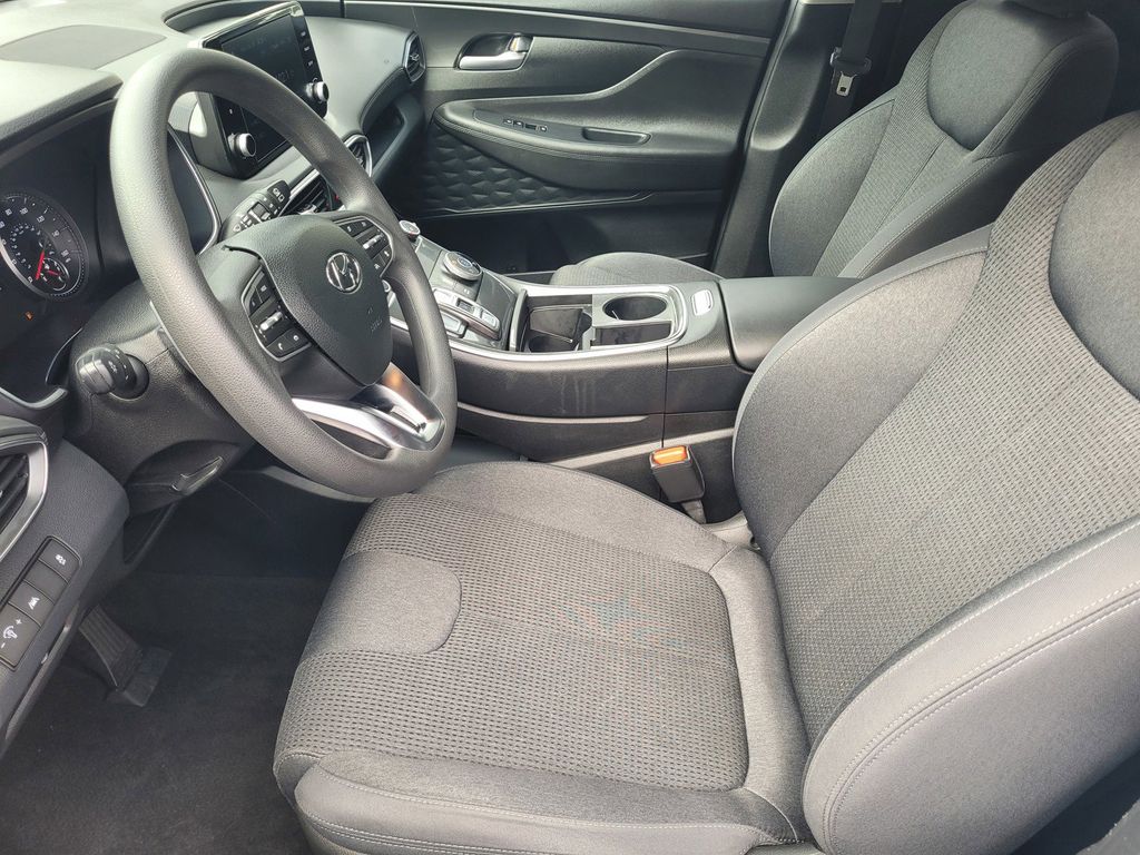 2022 Hyundai Santa Fe SE - Photo 16