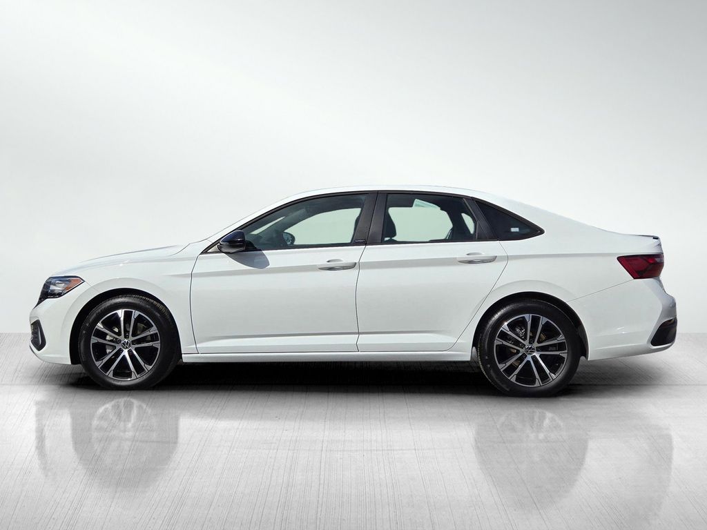 2024 Volkswagen Jetta Sport - Photo 7