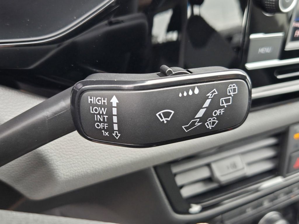 2024 Volkswagen Taos S - Photo 26