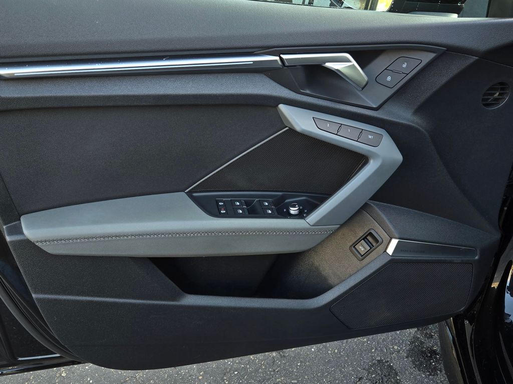 2022 Audi S3 Prestige - Photo 11