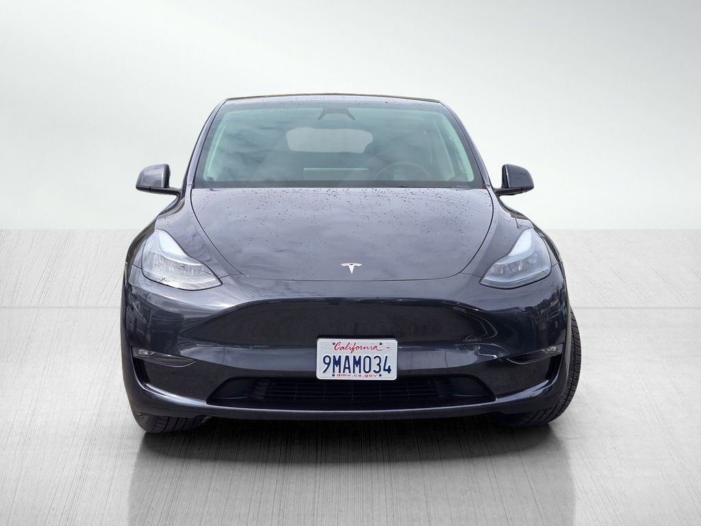 Used 2024 Tesla Model Y Long Range with VIN 7SAYGDEE9RF068163 for sale in Colma, CA