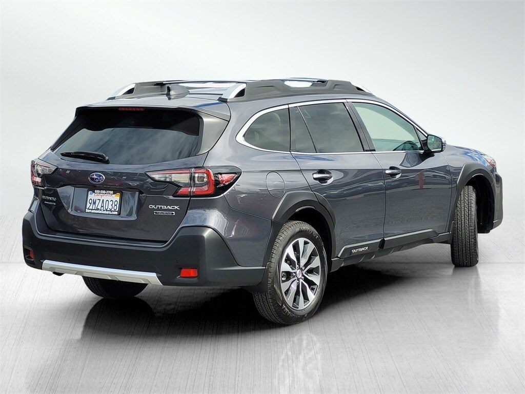 2024 Subaru Outback Touring photo 3