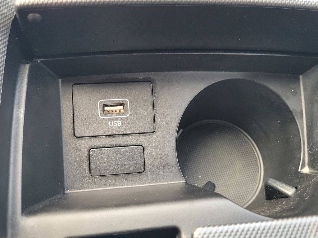 2022 Hyundai Santa Fe SE - Photo 27