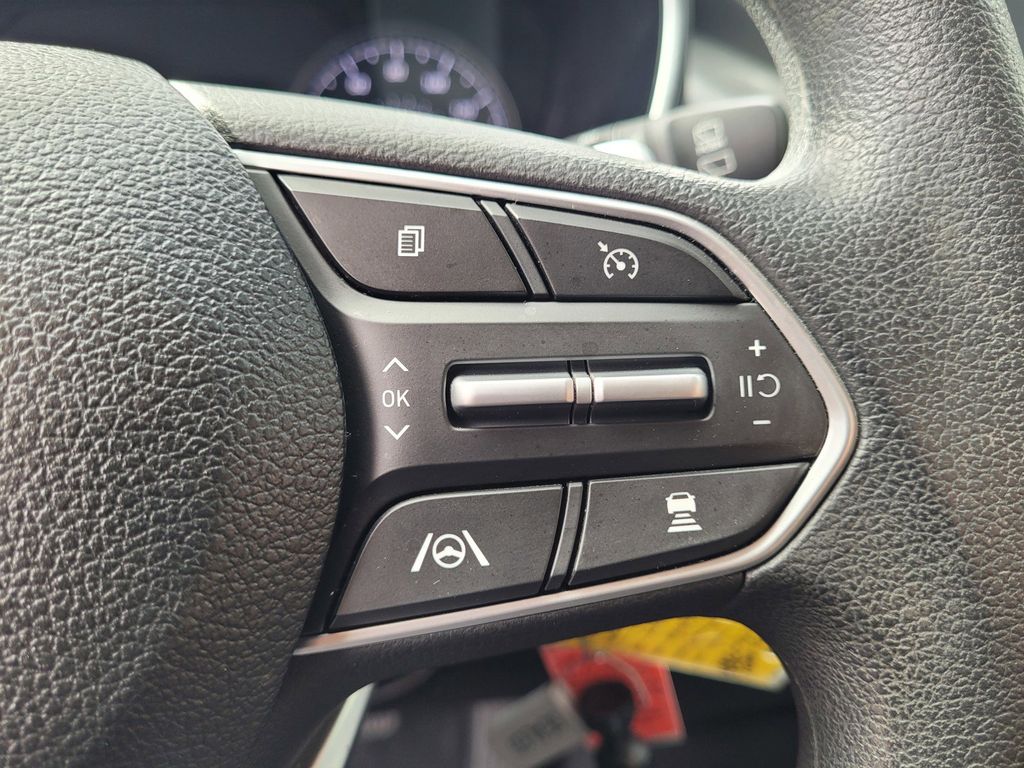 2022 Hyundai Santa Fe SE - Photo 24