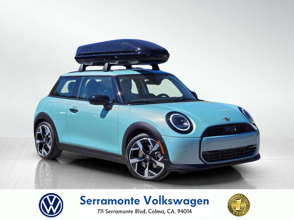2025 MINI Hardtop Cooper S's photo