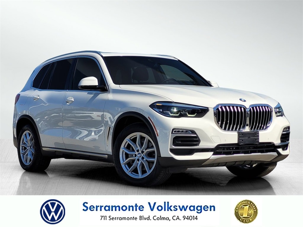 2020 BMW X5 40i's photo