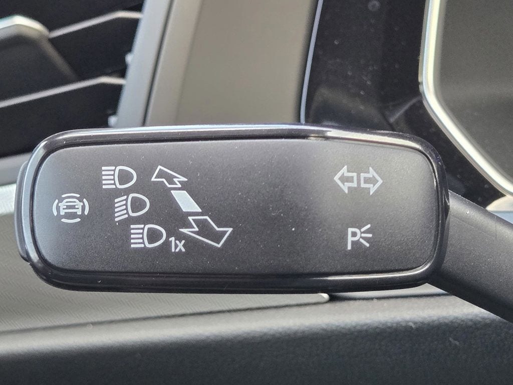 2024 Volkswagen Jetta Sport - Photo 21