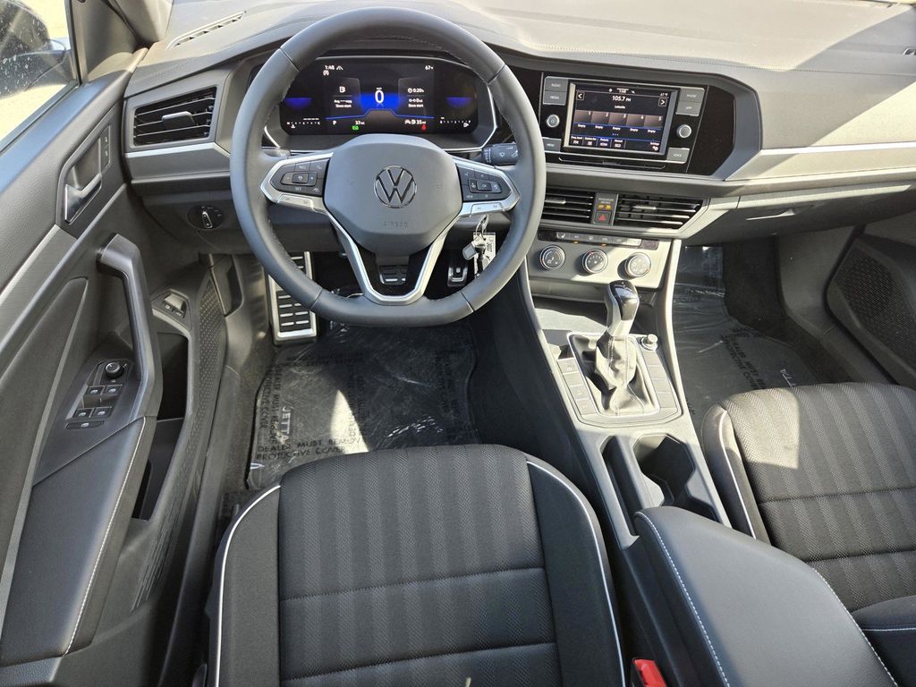 2024 Volkswagen Jetta Sport - Photo 11