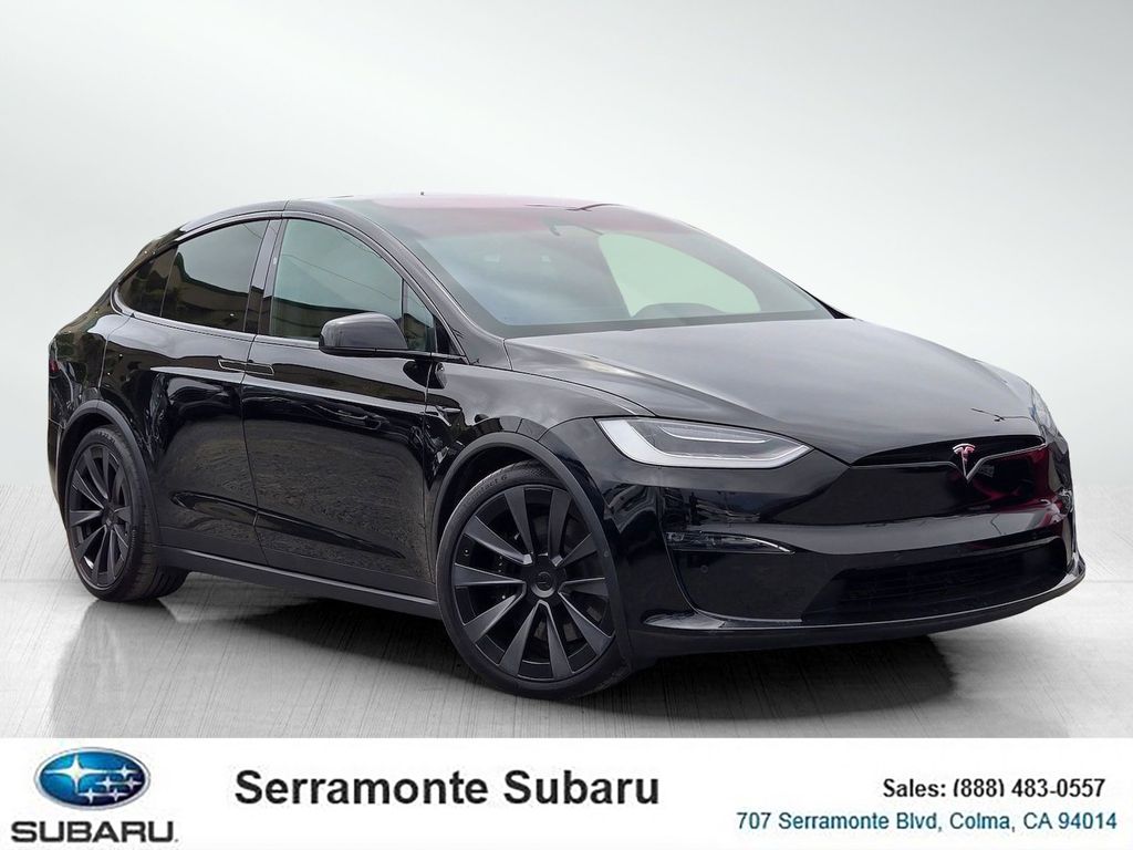 2022 Tesla Model X Plaid's photo