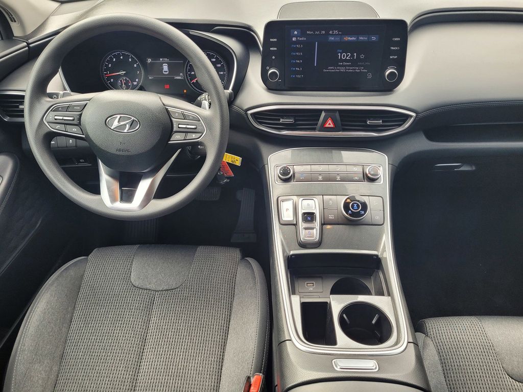 2022 Hyundai Santa Fe SE - Photo 13