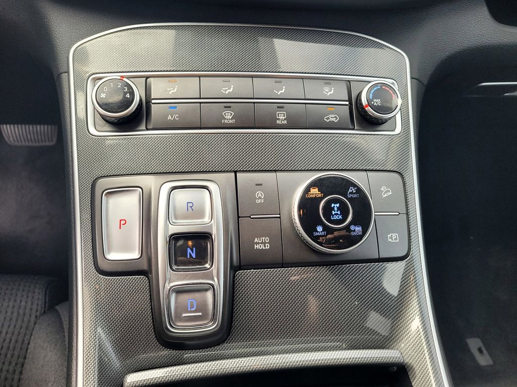 2022 Hyundai Santa Fe SE - Photo 25