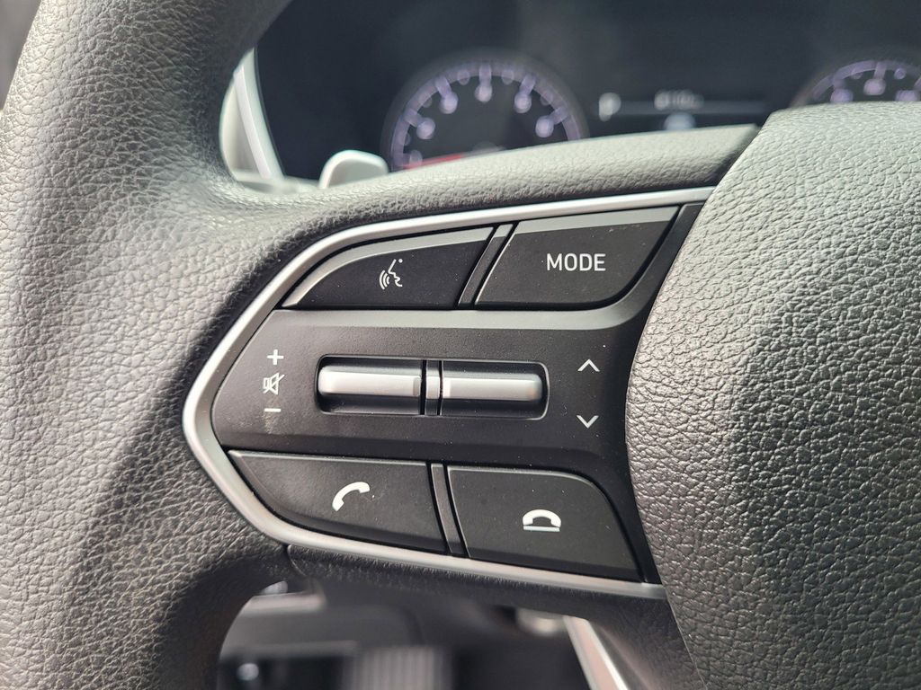 2022 Hyundai Santa Fe SE - Photo 23