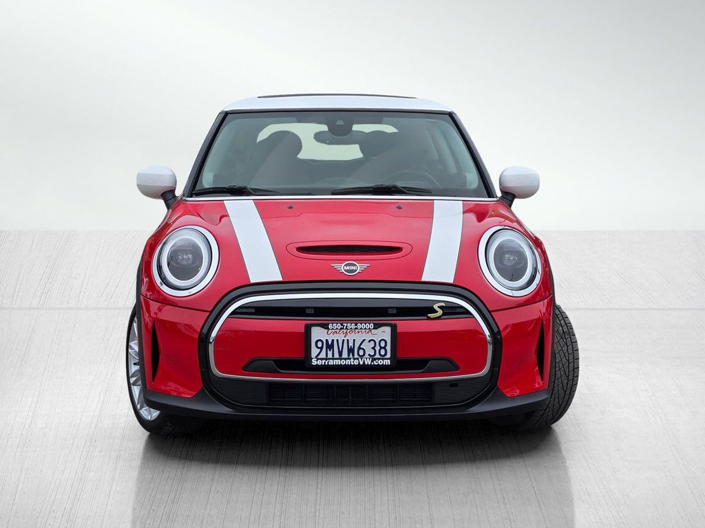 Used 2024 MINI Hardtop 2 Door SE with VIN WMW13DJ03R2V42838 for sale in Colma, CA