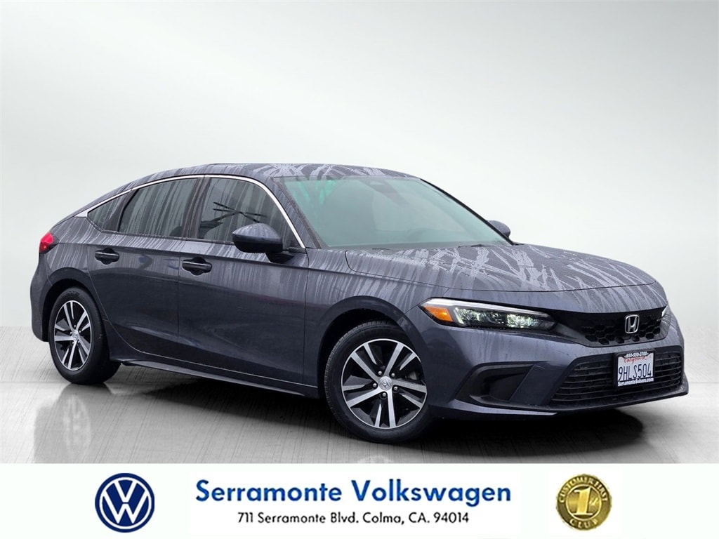 2023 Honda Civic Hatchback LX's photo