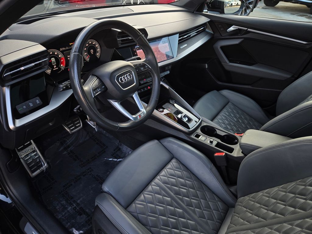 2022 Audi S3 Prestige - Photo 10
