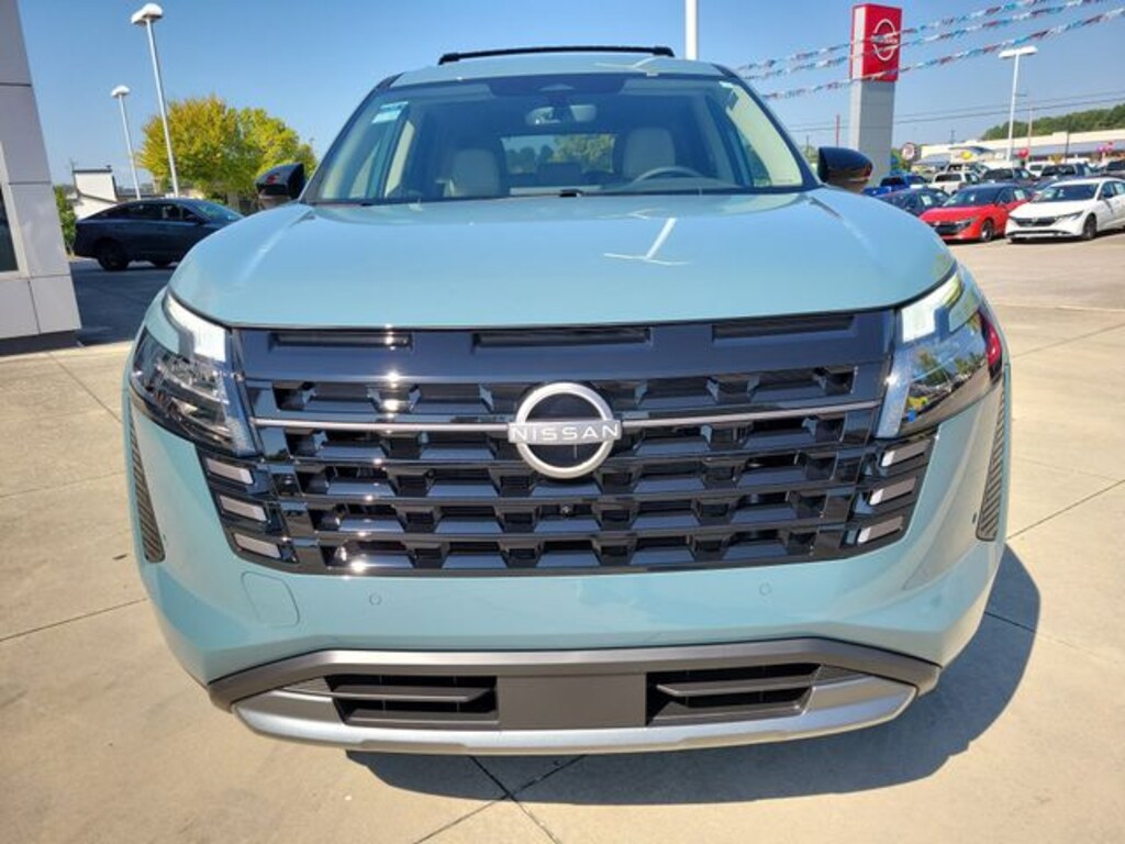 New 2026 Nissan Pathfinder SL SUV