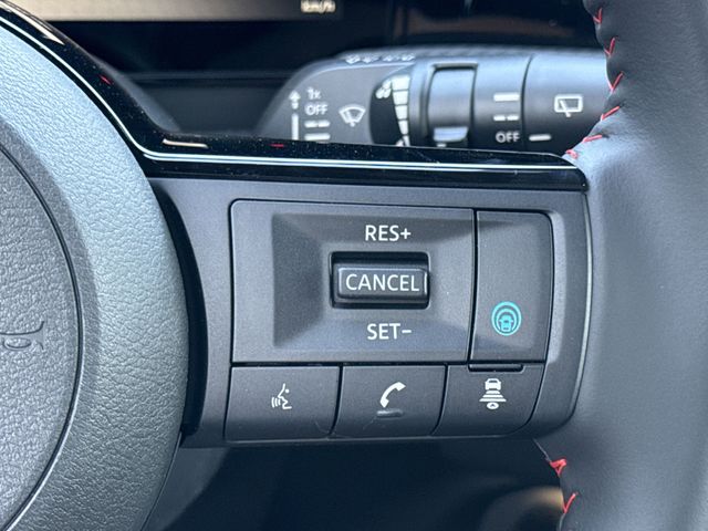 2025 Nissan Kicks SR AWD - Photo 14