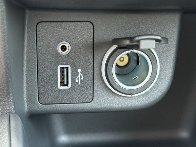 2025 Nissan KICKS PLAY Base - Photo 23