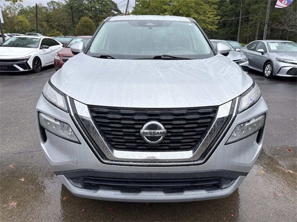Used 2021 Nissan Rogue SV SUV