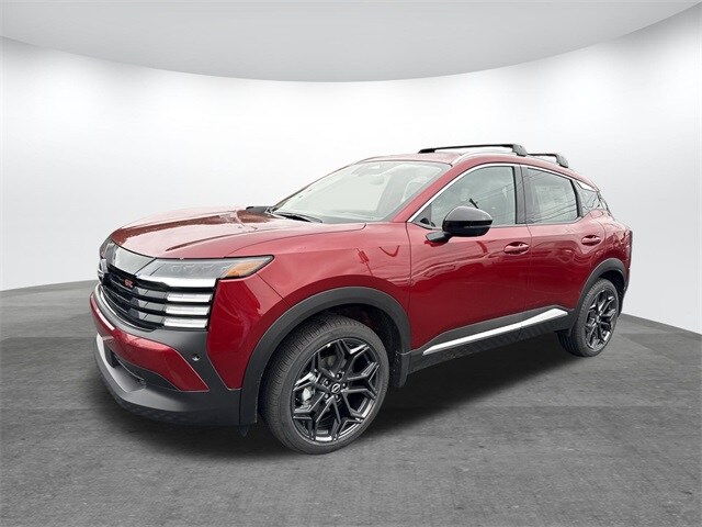 2026 Nissan Kicks SR photo 2