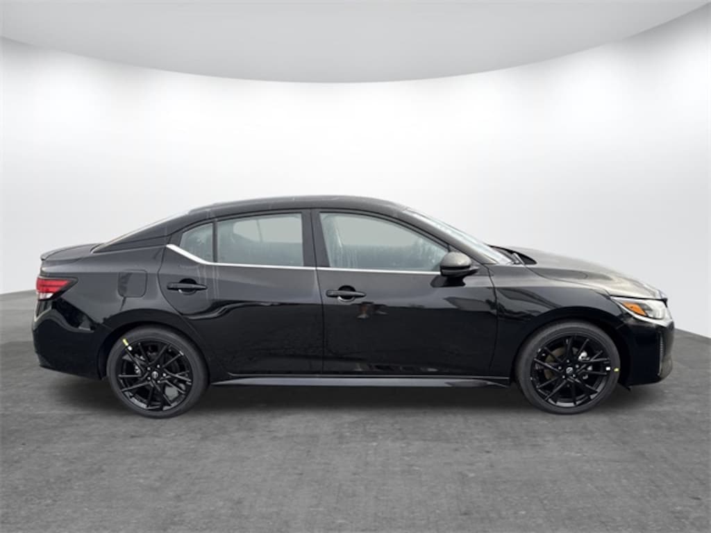 New 2025 Nissan Sentra SR Sedan