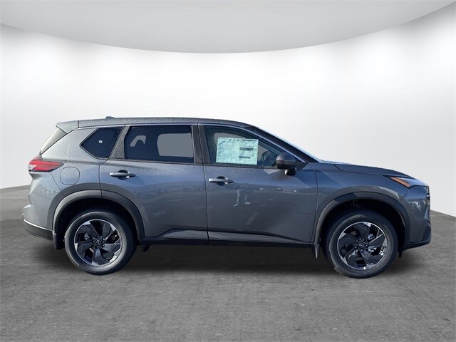 2026 Nissan Rogue SV photo 3