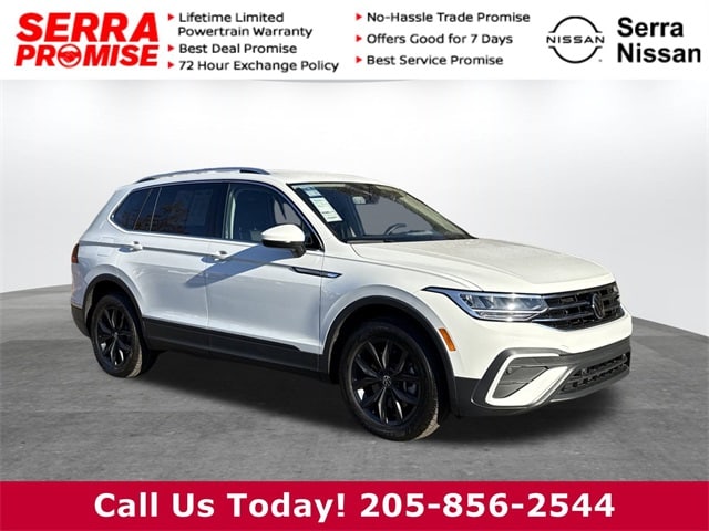 2024 Volkswagen Tiguan SE's photo