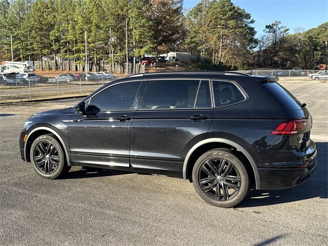 2022 Volkswagen Tiguan SE R-Line Black photo 2