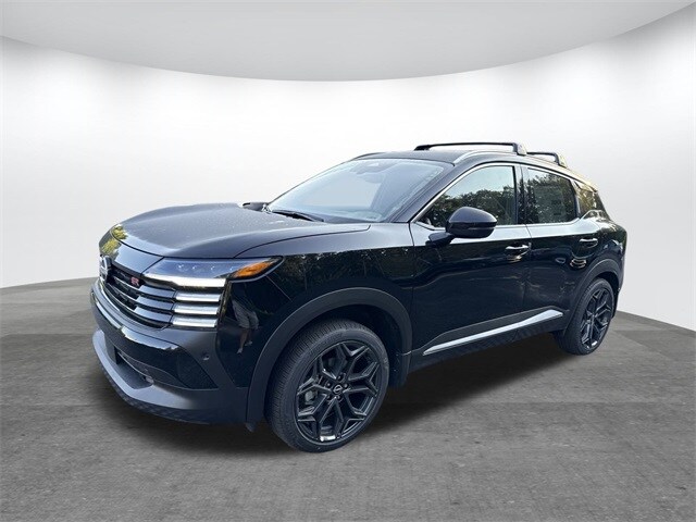 2025 Nissan Kicks SR photo 2