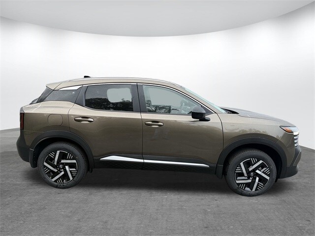 2026 Nissan Kicks SV photo 3