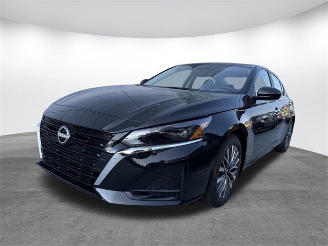 2025 Nissan Altima 2.5 SV photo 2