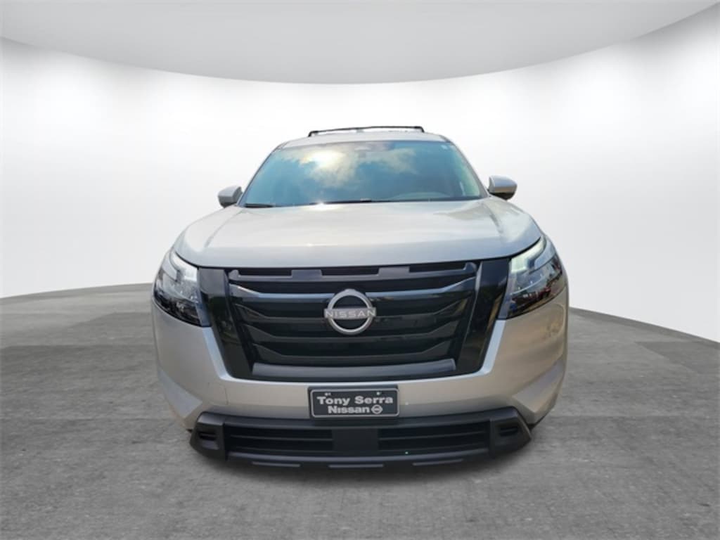 New 2025 Nissan Pathfinder SV SUV