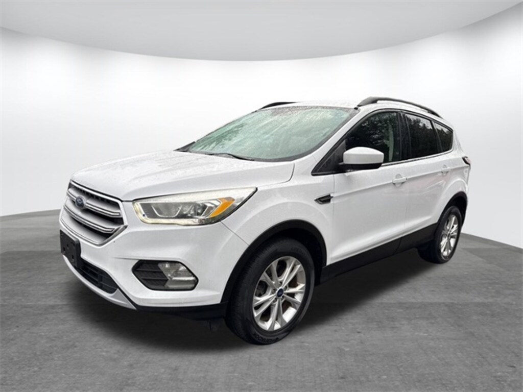 Used 2017 Ford Escape SE SUV