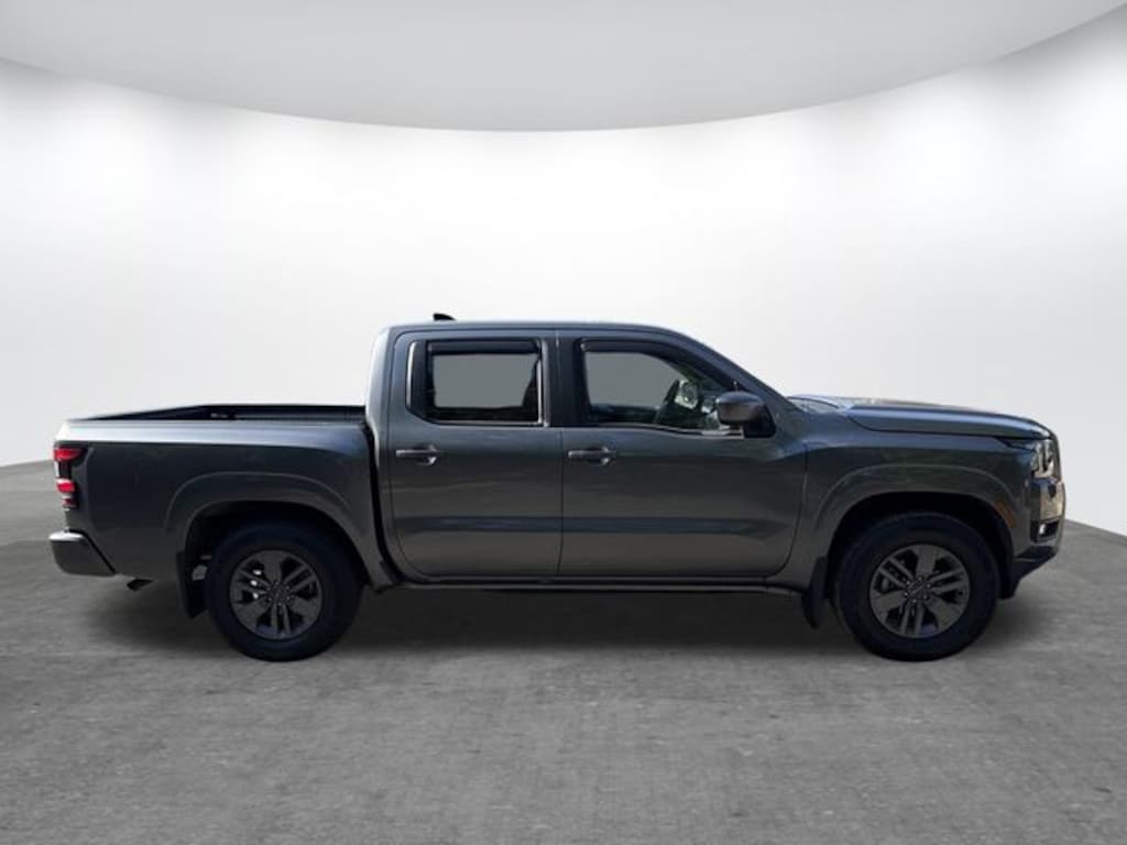 Used 2025 Nissan Frontier SV Truck Crew Cab