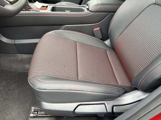 2026 Nissan KICKS SR - Photo 7