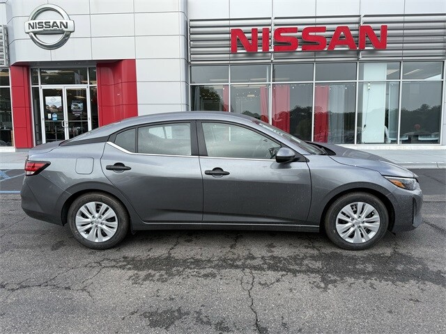 2025 Nissan Sentra S photo 2