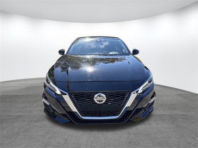 2022 Nissan Altima 2.5 SV photo 2