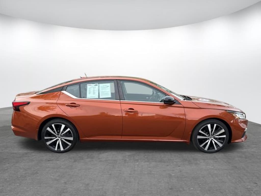 Used 2020 Nissan Altima 2.0 SR Sedan
