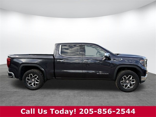 2022 Gmc Sierra 1500 SLT photo 3