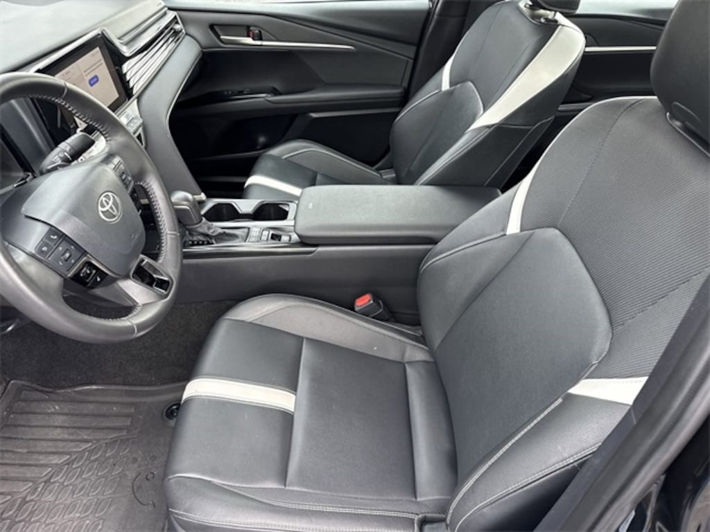 Used 2025 Toyota Camry XSE Sedan