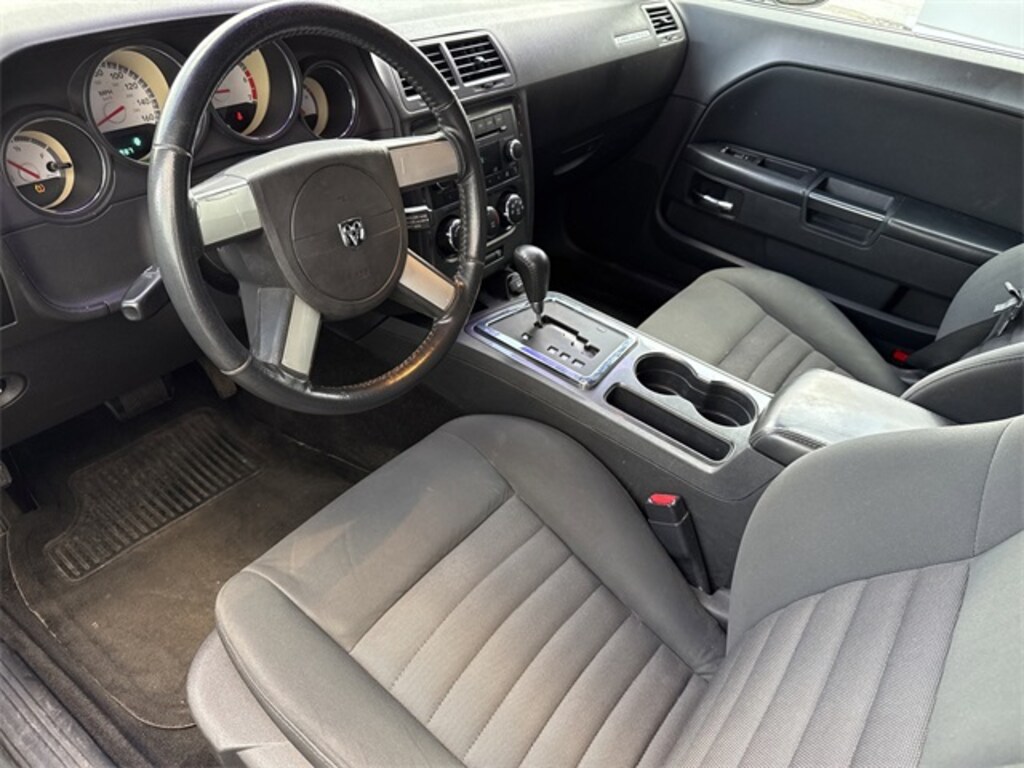 Used 2009 Dodge Challenger R/T Coupe
