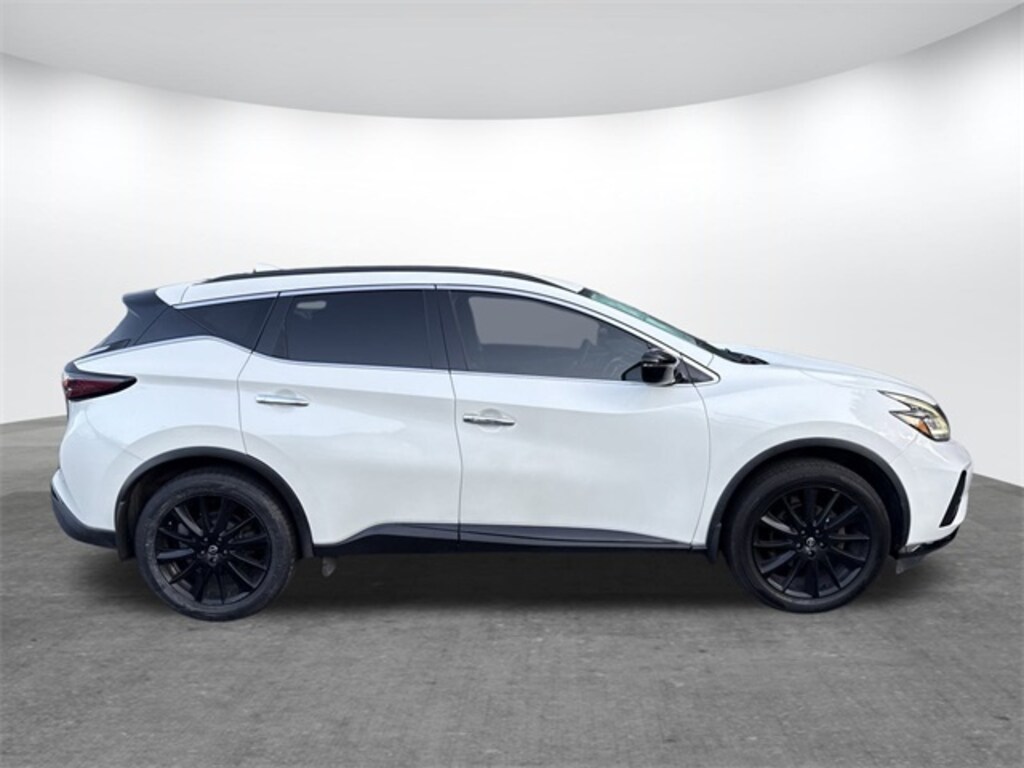 Used 2023 Nissan Murano SV SUV