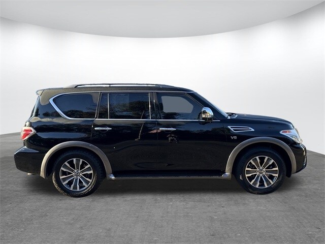 2019 Nissan Armada SL photo 3